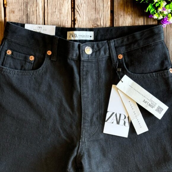 ZARA The 90's SLIM WITH SPLIT HEM BLACK JEANS SIZE 6 - Picture 6 of 12